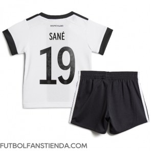 Alemania Leroy Sane #19 Primera Equipación Niños Mundial 2022 Manga Corta (+ Pantalones cortos)